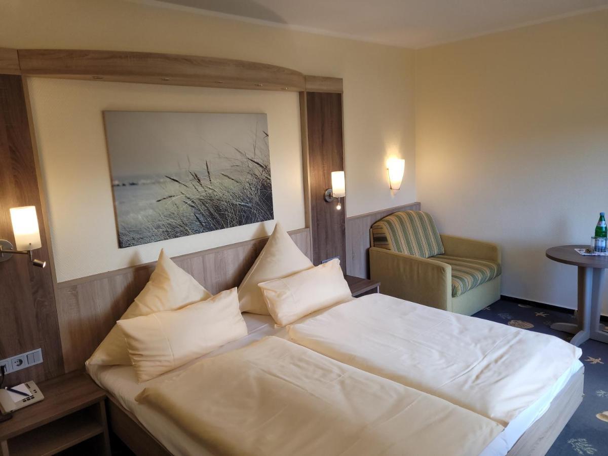 Hotel Seeterrassen Laboe Buitenkant foto