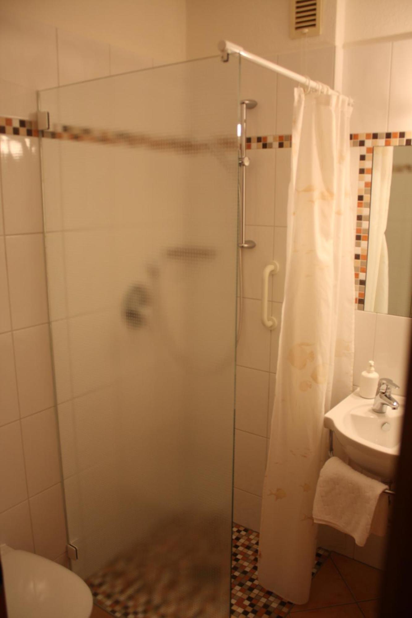 Hotel Seeterrassen Laboe Buitenkant foto