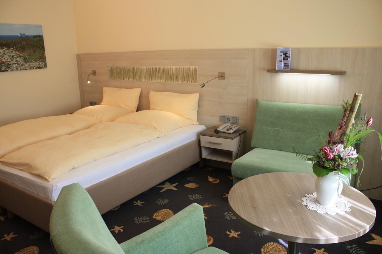 Hotel Seeterrassen Laboe Buitenkant foto