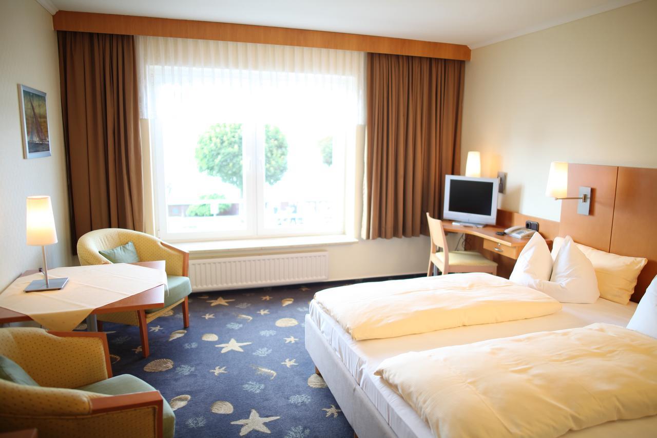 Hotel Seeterrassen Laboe Buitenkant foto