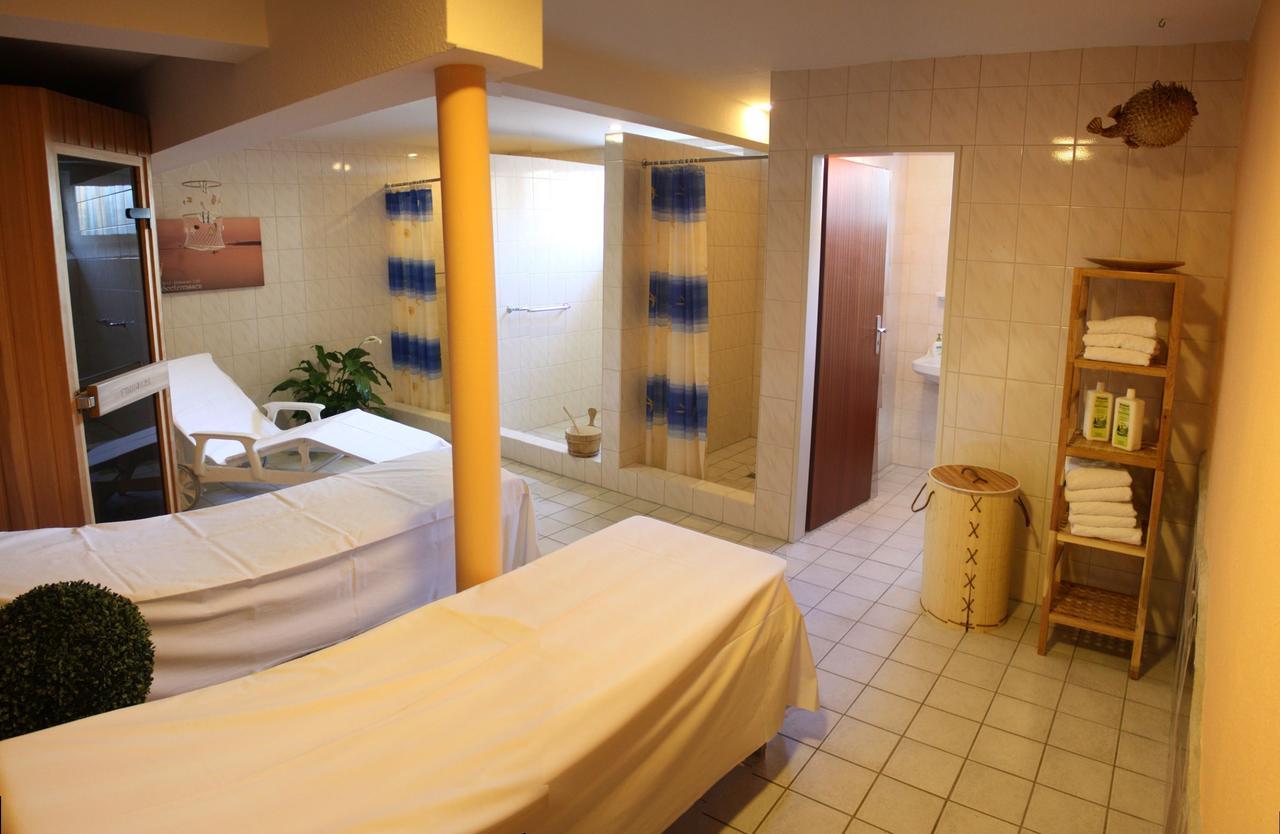 Hotel Seeterrassen Laboe Buitenkant foto