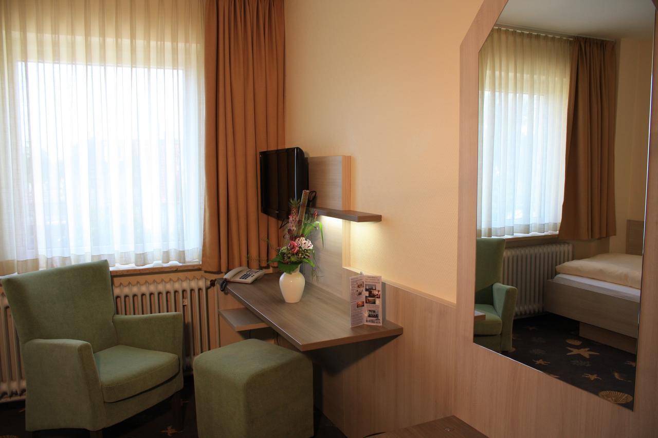 Hotel Seeterrassen Laboe Buitenkant foto