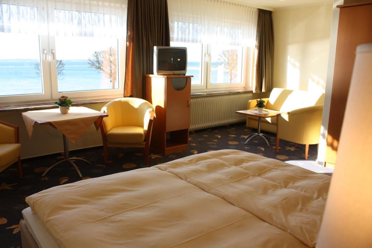 Hotel Seeterrassen Laboe Kamer foto