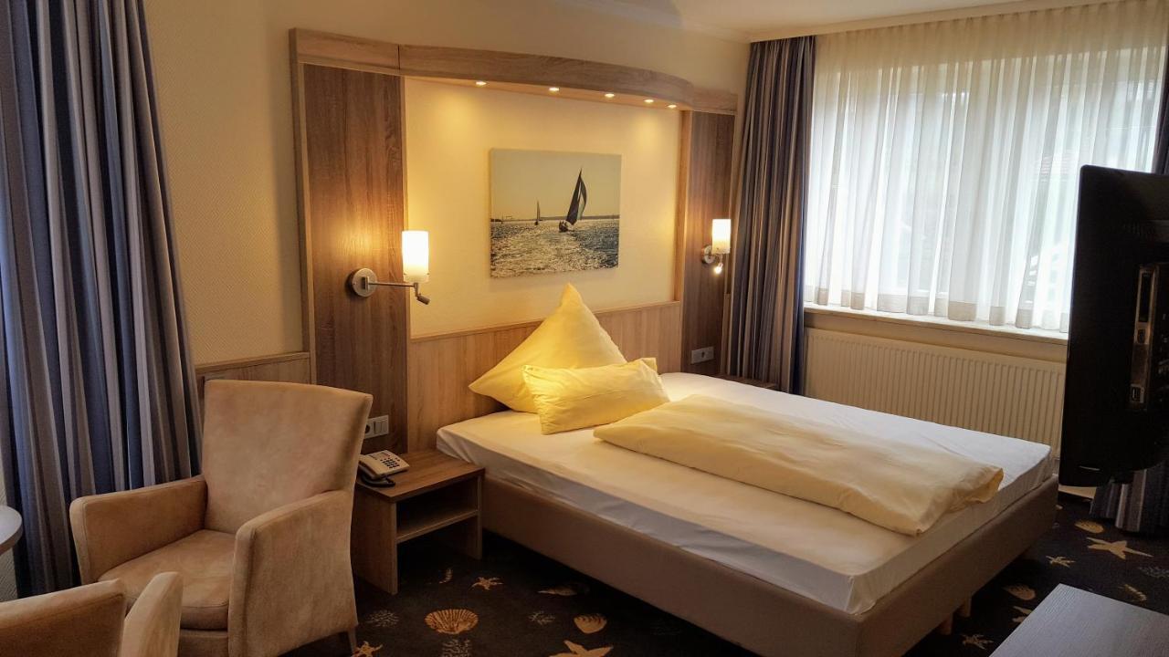 Hotel Seeterrassen Laboe Buitenkant foto