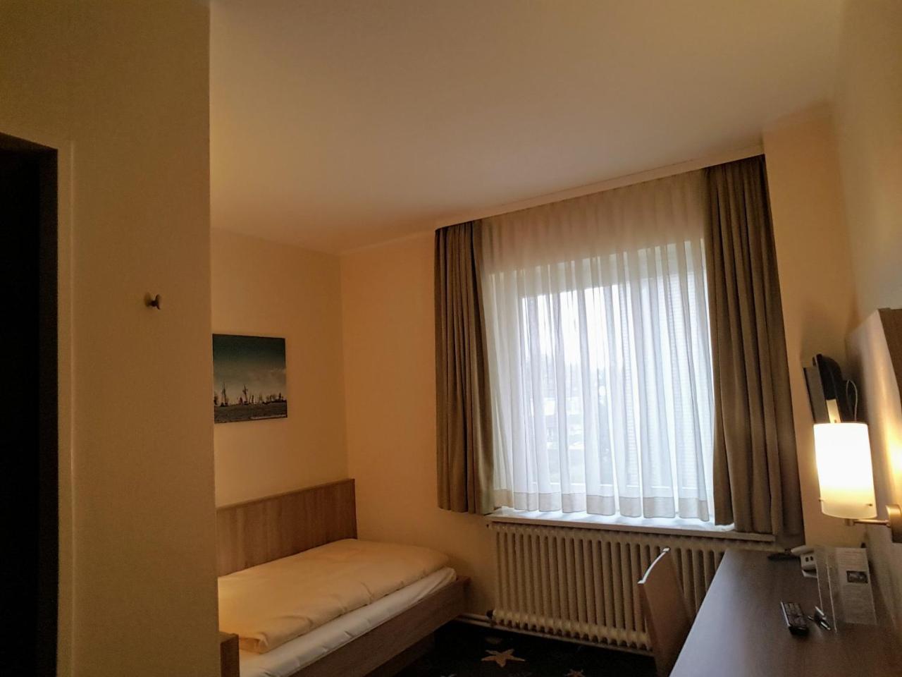 Hotel Seeterrassen Laboe Buitenkant foto