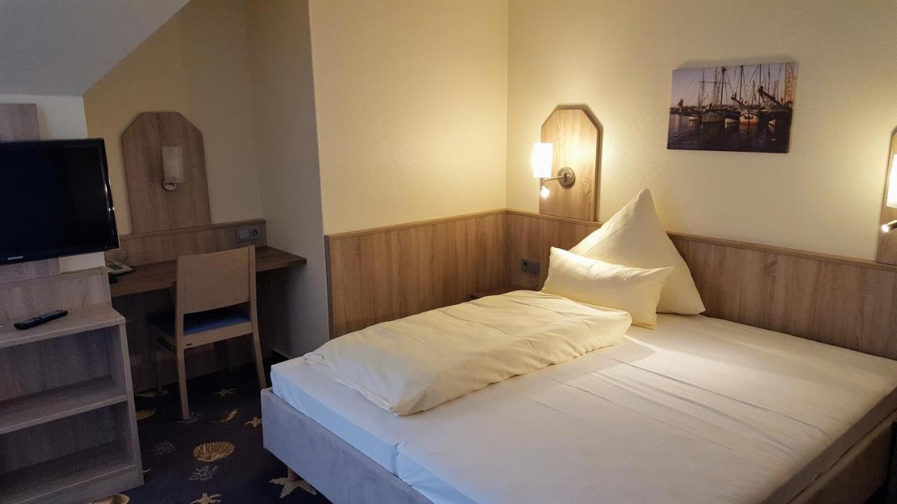 Hotel Seeterrassen Laboe Buitenkant foto